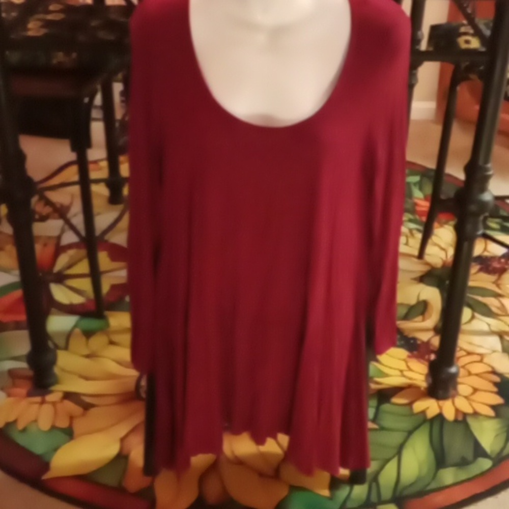 UGE Size Small Pullover Long Shirt w/Longer Sides Long Sleeves Burgundy